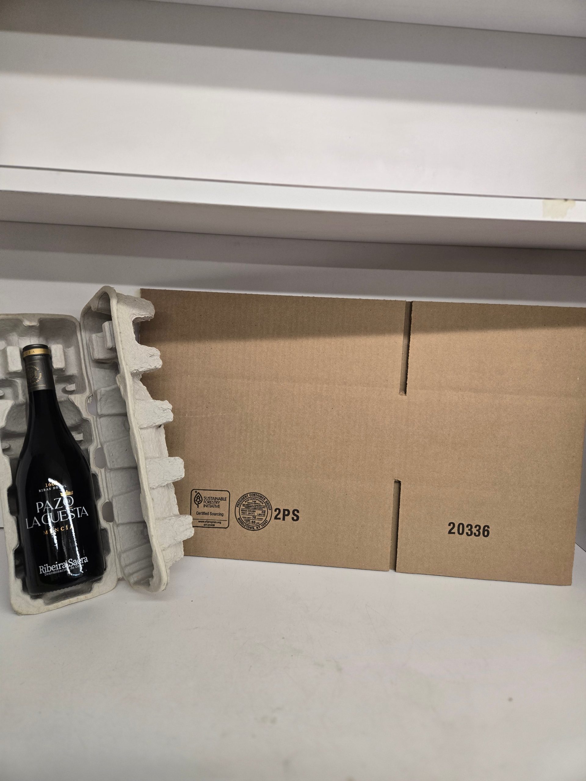 UPS/FedEx Pulp Shipper with box 1 btl & 2 btls