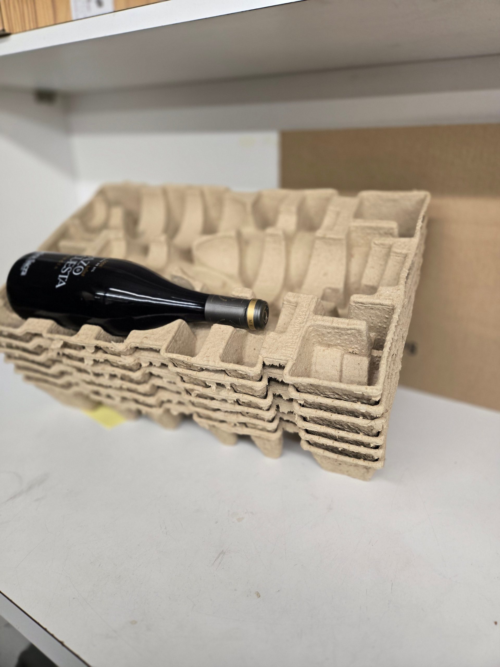 UPS/FedEx Pulp Shippers with box holds up to 750ml 12 bottles